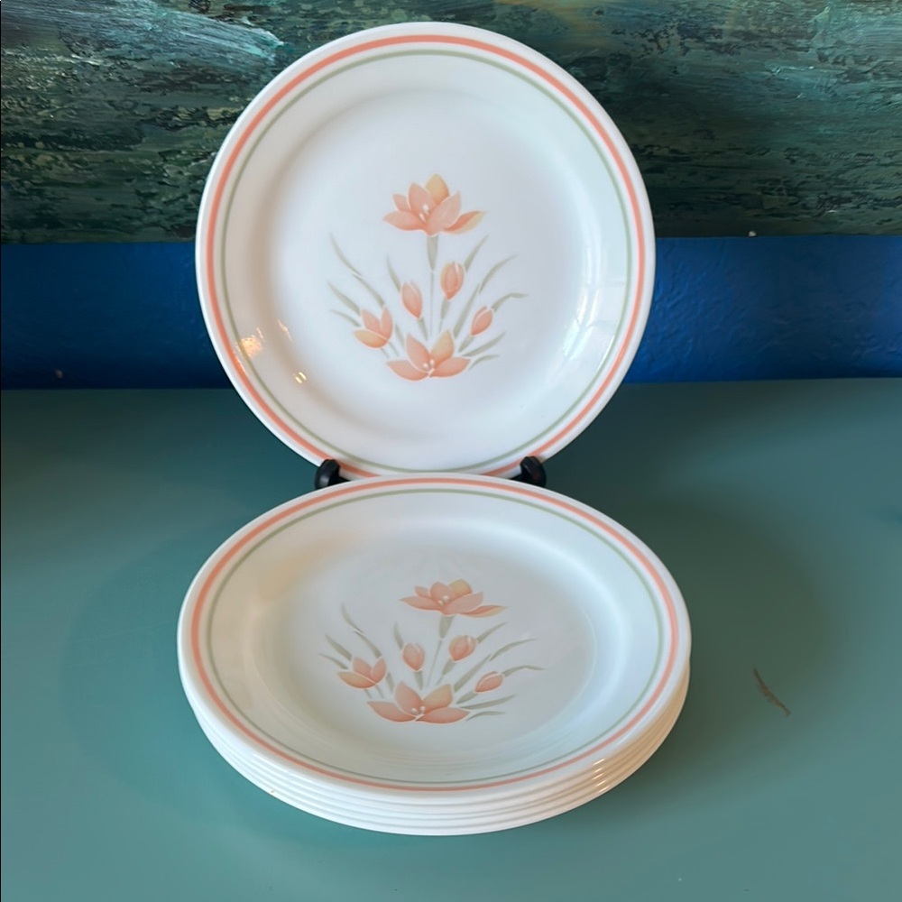 7 Inch Plates 6 Corningware Floral Peach Pattern  like new